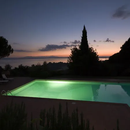 Sleeps 6 Pool Wifi Passignano sul Trasimeno